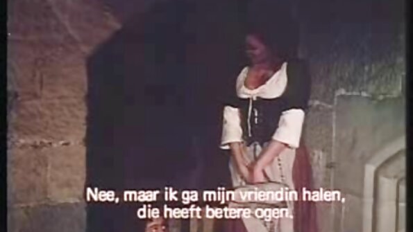 Piešķirt matainajam incītim cutie hardcore jāšanās POV