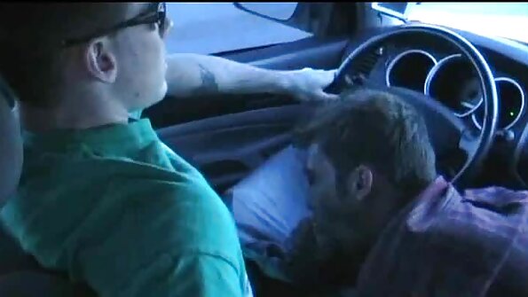 Karsta un jauka meitene izpleš kājas un tur tiek taranēta