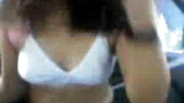 Netīrā tīne Honey Blossom iezagās sava patēva gultā